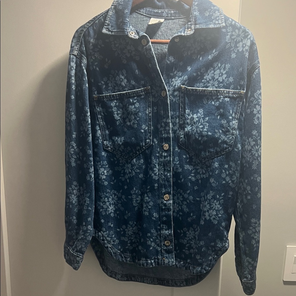 Zara Blue Floral Button Down Shirt